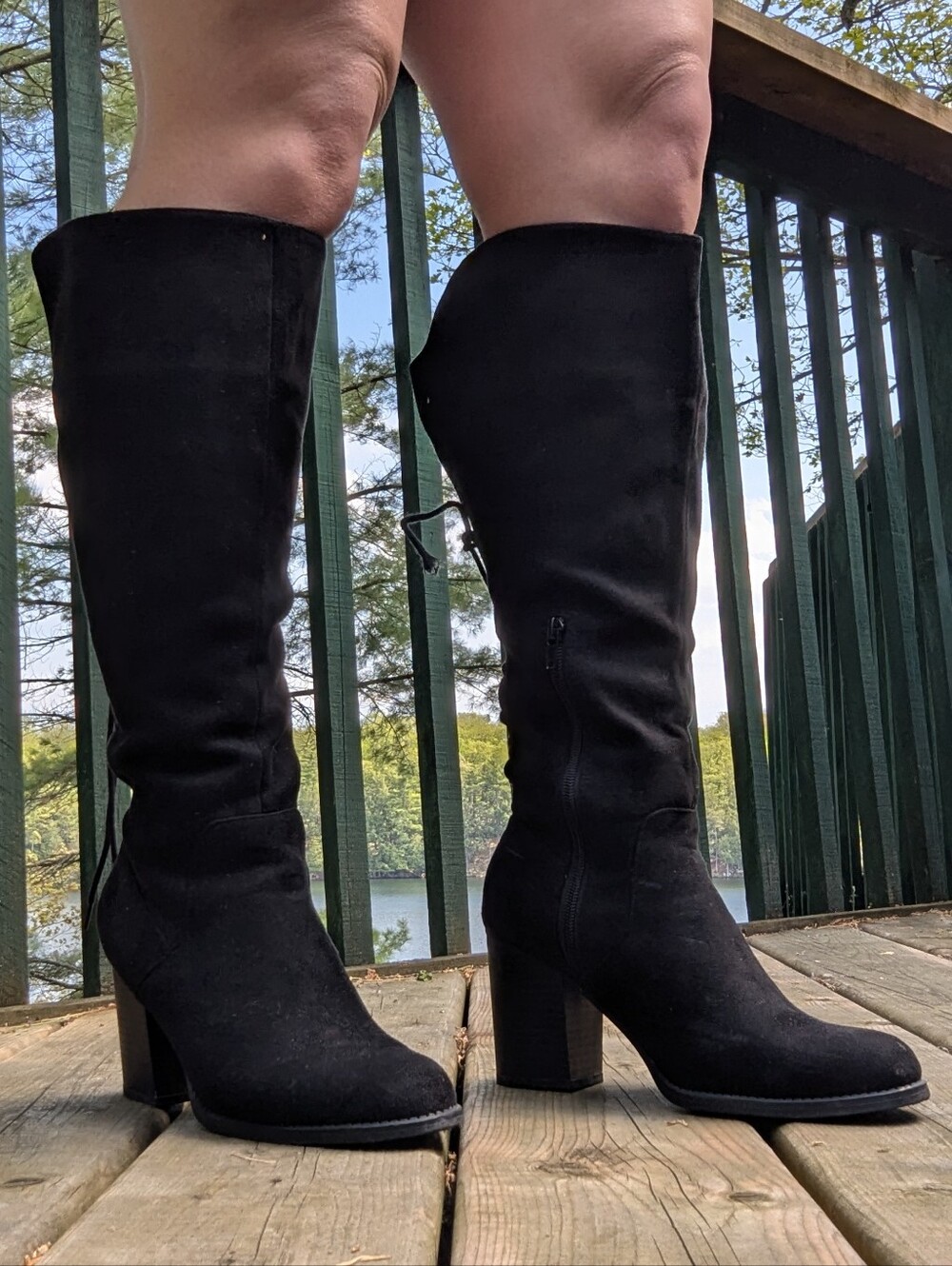 Women's Black Knee-High Block Heel Boots